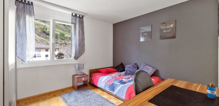 Spacieux appartement 4 pièces 1/2 de 113 m2 avec superbe loggia