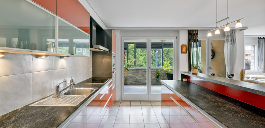 Spacieux appartement 4 pièces 1/2 de 113 m2 avec superbe loggia