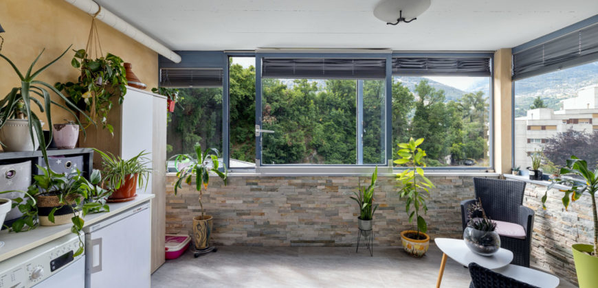 Spacieux appartement 4 pièces 1/2 de 113 m2 avec superbe loggia