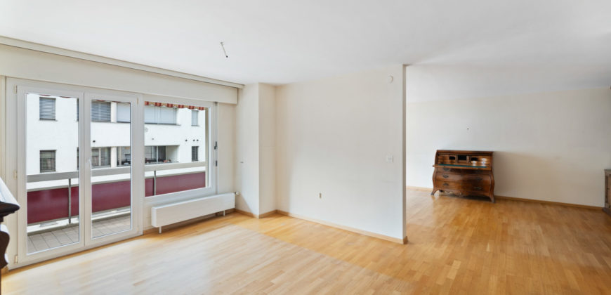 Spacieux et lumineux 4.5 pièces de 128 m² à deux pas de la gare de Sion !