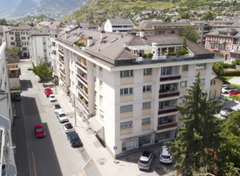 Appartement 8 pièces 1/2 de 224 m² à deux pas de la gare de Sion