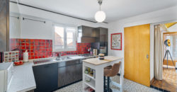 MAGNIFIQUE CORPS DE FERME COMPOSÉ DE 3 APPARTEMENTS ET DE 2 GRANGES