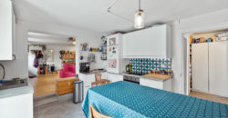 MAGNIFIQUE CORPS DE FERME COMPOSÉ DE 3 APPARTEMENTS ET DE 2 GRANGES