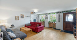 MAGNIFIQUE CORPS DE FERME COMPOSÉ DE 3 APPARTEMENTS ET DE 2 GRANGES