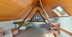 MAGNIFIQUE CORPS DE FERME COMPOSÉ DE 3 APPARTEMENTS ET DE 2 GRANGES