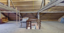 MAGNIFIQUE CORPS DE FERME COMPOSÉ DE 3 APPARTEMENTS ET DE 2 GRANGES