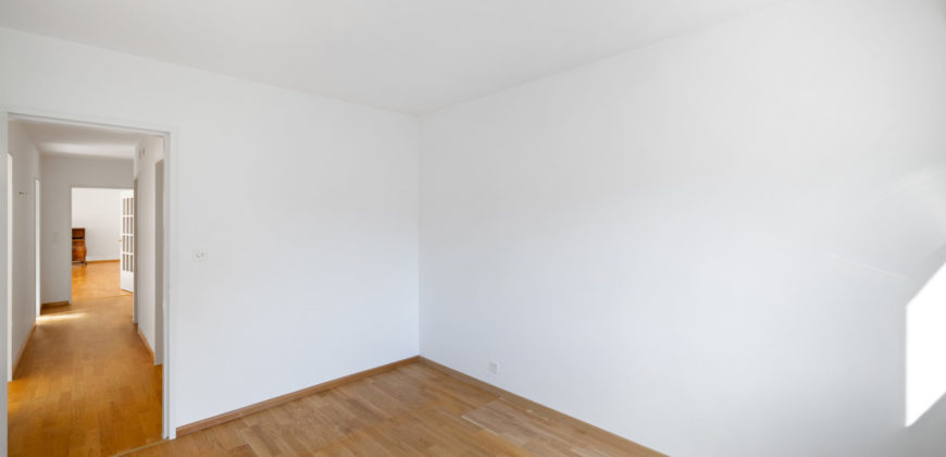 Spacieux et lumineux 4.5 pièces de 128 m² à deux pas de la gare de Sion !