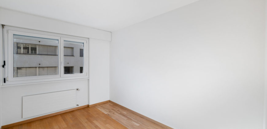 Spacieux et lumineux 4.5 pièces de 128 m² à deux pas de la gare de Sion !