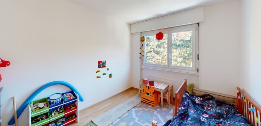 Spacieux et lumineux 4.5 pièces de 128 m² à deux pas de la gare de Sion !