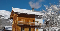 Un chalet d’exception en résidence secondaire, accessible aux acheteurs étrangers, à deux pas du centre du village d’Evolène.