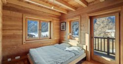 Un chalet d’exception en résidence secondaire, accessible aux acheteurs étrangers, à deux pas du centre du village d’Evolène.