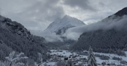 Un chalet d’exception en résidence secondaire, accessible aux acheteurs étrangers, à deux pas du centre du village d’Evolène.