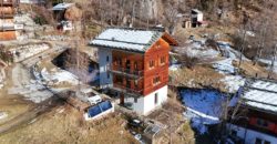 Un chalet d’exception en résidence secondaire, accessible aux acheteurs étrangers, à deux pas du centre du village d’Evolène.