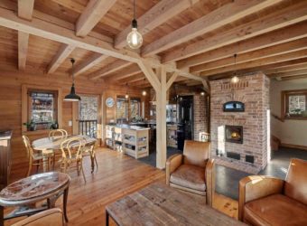 Un chalet d’exception en résidence secondaire, accessible aux acheteurs étrangers, à deux pas du centre du village d’Evolène.