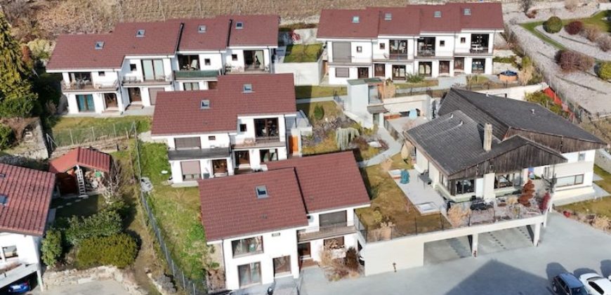 Charmante villa mitoyenne 3 pièces 1/2 de 110 m2 au coeur des vignes