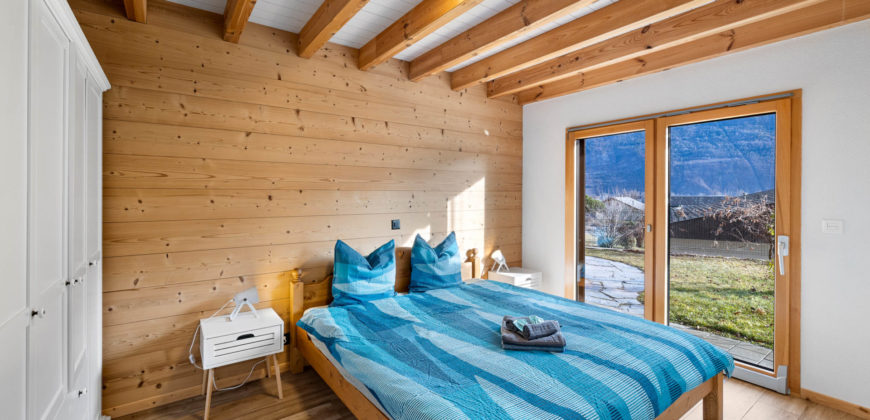 Charmante villa mitoyenne 3 pièces 1/2 de 110 m2 au coeur des vignes