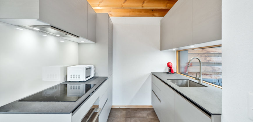 Charmante villa mitoyenne 3 pièces 1/2 de 110 m2 au coeur des vignes