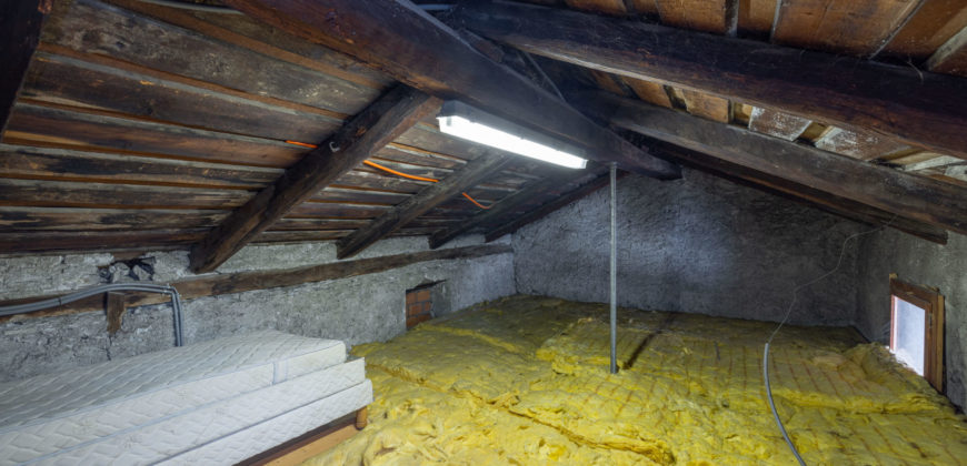 Charmante maison villageoise 5 pces 1/2 de 207 m2 nets avec son atelier au cœur du vieux village de Saxon