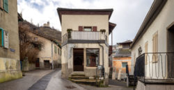 Charmante maison villageoise 5 pces 1/2 de 207 m2 nets avec son atelier au cœur du vieux village de Saxon