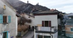 Charmante maison villageoise 5 pces 1/2 de 207 m2 nets avec son atelier au cœur du vieux village de Saxon