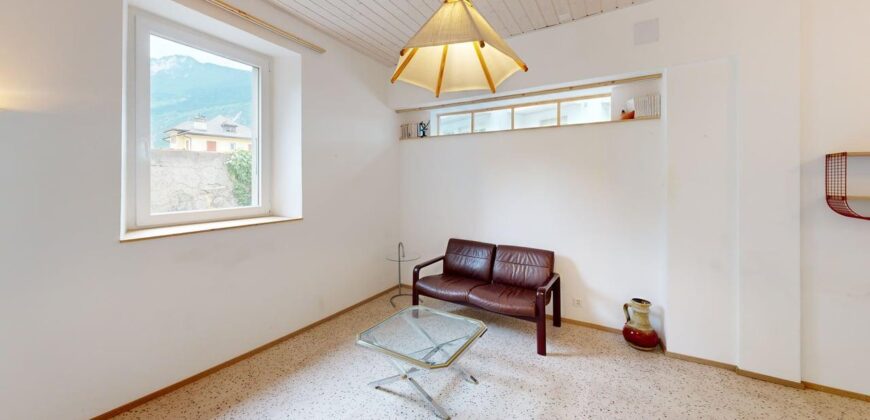 Petit immeuble locatif de 3 appartements et 1 studio personnalisable