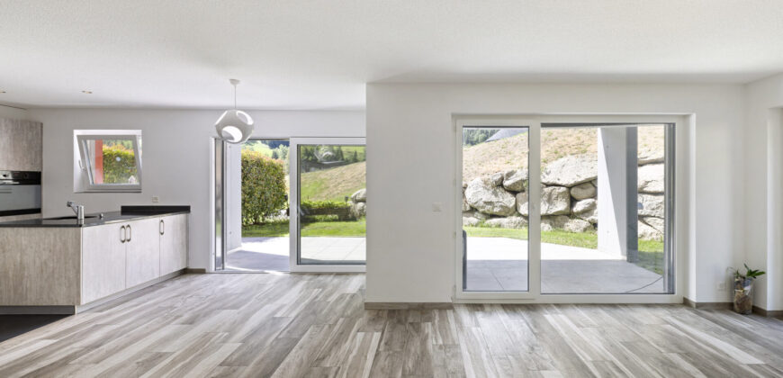 Spacieux 3 pièces 1/2 en rez-de-jardin de 107 m²
