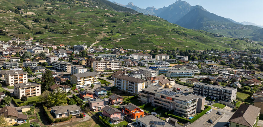 Charmante villa 4 pièces ½ de 130 m2 nets à Vétroz sur parcelle de 463 m2