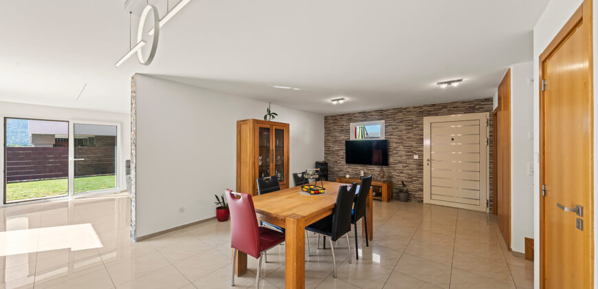 Charmante villa 4 pièces ½ de 130 m2 nets à Vétroz sur parcelle de 463 m2