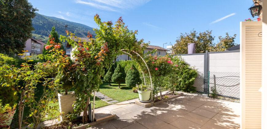 Maison mitoyenne avec un potentiel extraordinaire