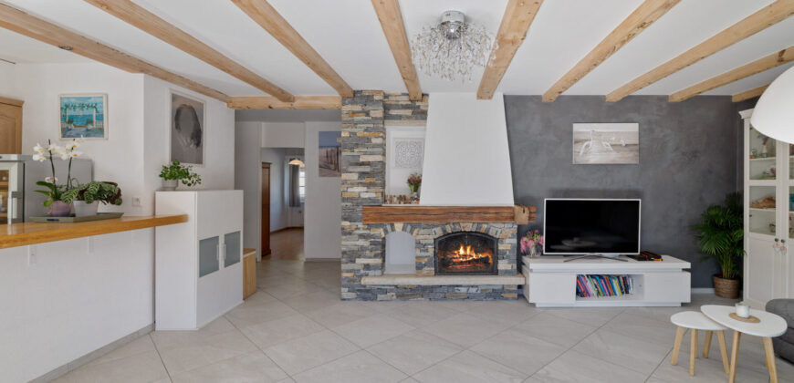 Bel appartement rénové dans le charmant village de Noës
