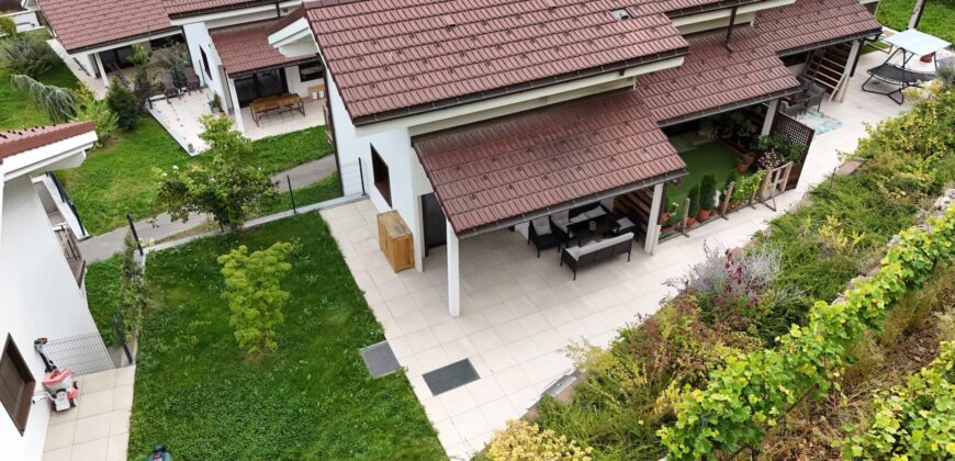 MAGNIFIQUE VILLA MITOYENNE 3 PCES ½ DE 110 M2 AU COEUR DES VIGNES À SAILLON